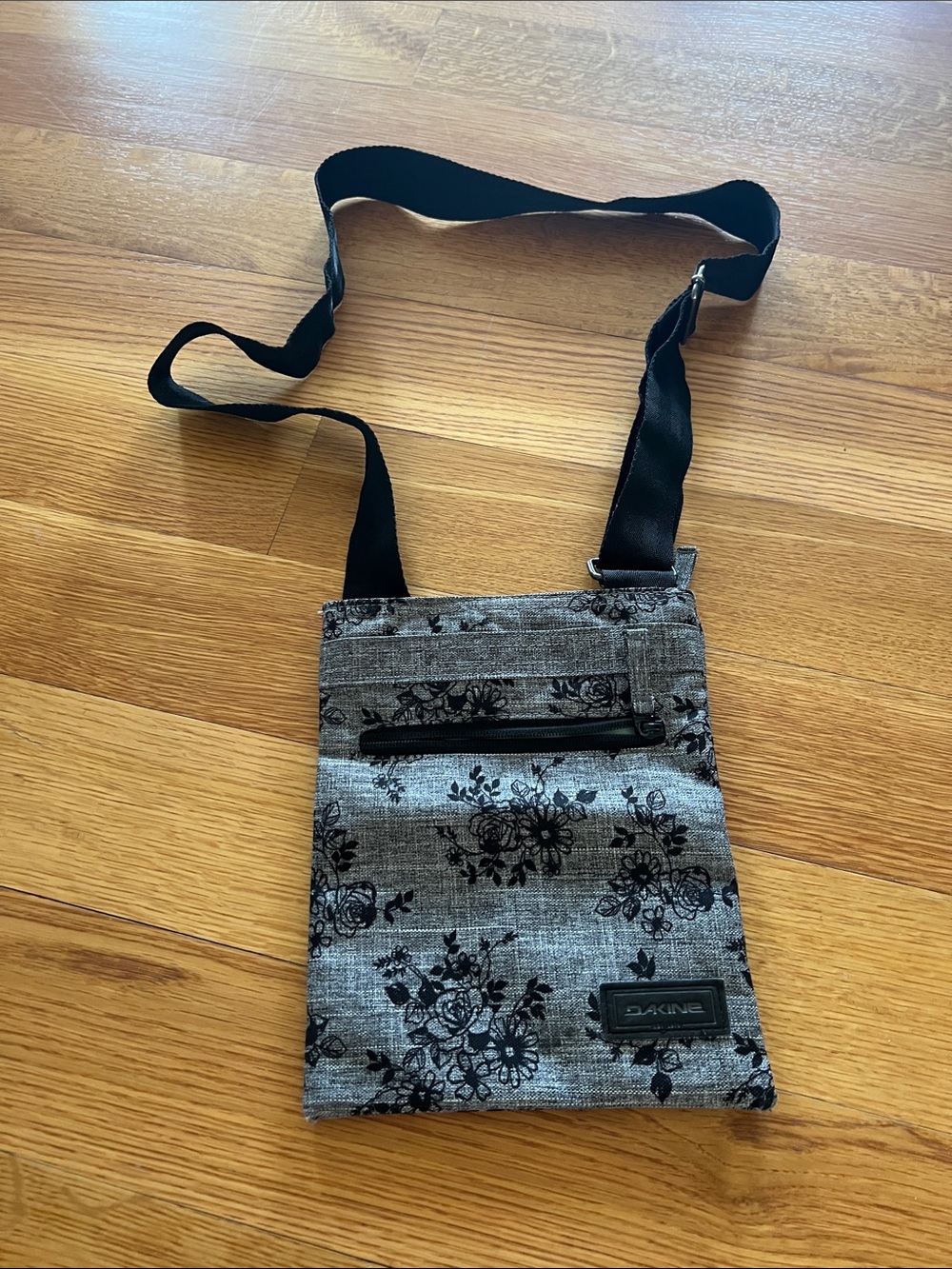 Dakine Jive Gray Floral Crossbody with Black Strap